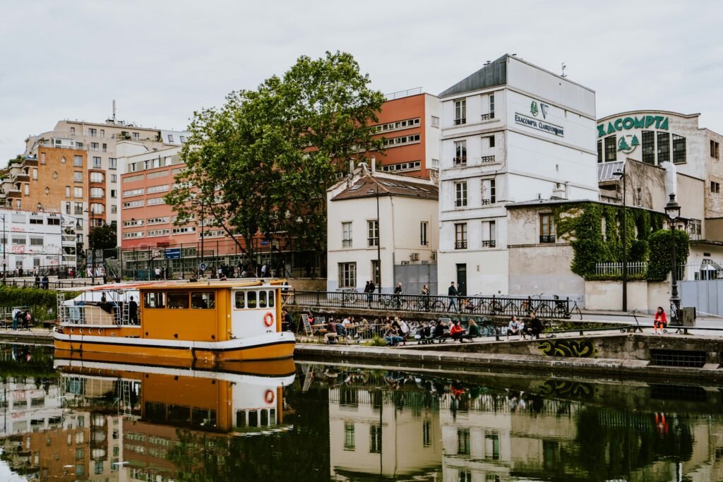 Hidden Places to Visit in Paris in December